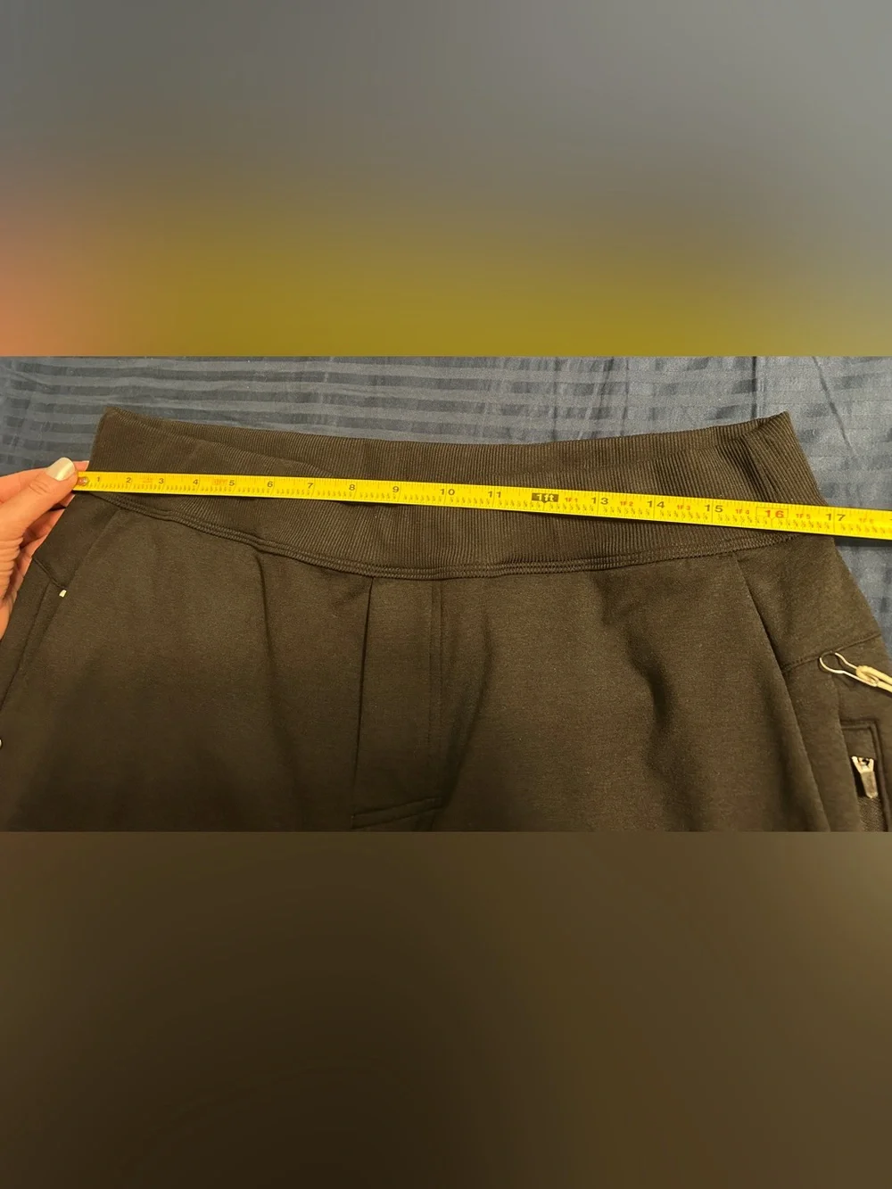 Vuori Men’s Black Joggers